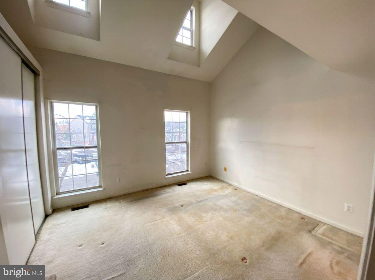 4218 ASHMERE CIR, DUMFRIES, Virginia 22025, 3 Bedrooms Bedrooms, ,2 BathroomsBathrooms,Residential,For sale,4218 ASHMERE CIR,VAPW2112216 MLS # VAPW2112216