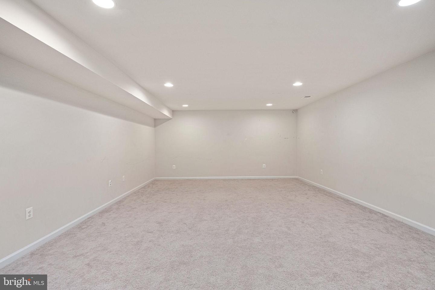 564 COASTAL AVE, STAFFORD, Virginia 22554, 5 Bedrooms Bedrooms, 9 Rooms Rooms,3 BathroomsBathrooms,Residential,For sale,564 COASTAL AVE,VAST2045960 MLS # VAST2045960