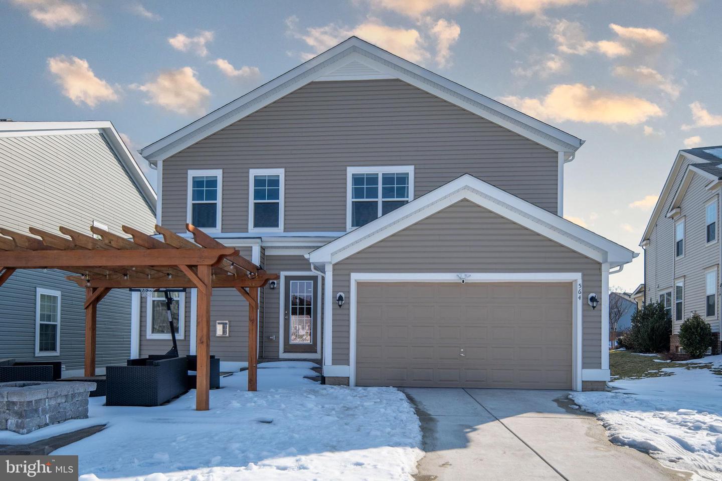 564 COASTAL AVE, STAFFORD, Virginia 22554, 5 Bedrooms Bedrooms, 9 Rooms Rooms,3 BathroomsBathrooms,Residential,For sale,564 COASTAL AVE,VAST2045960 MLS # VAST2045960