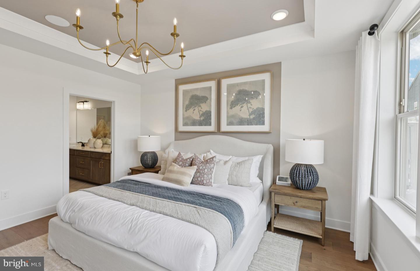 6052 SUNSTONE LN, HAYMARKET, Virginia 20169, 3 Bedrooms Bedrooms, ,2 BathroomsBathrooms,Residential,For sale,6052 SUNSTONE LN,VAPW2112240 MLS # VAPW2112240