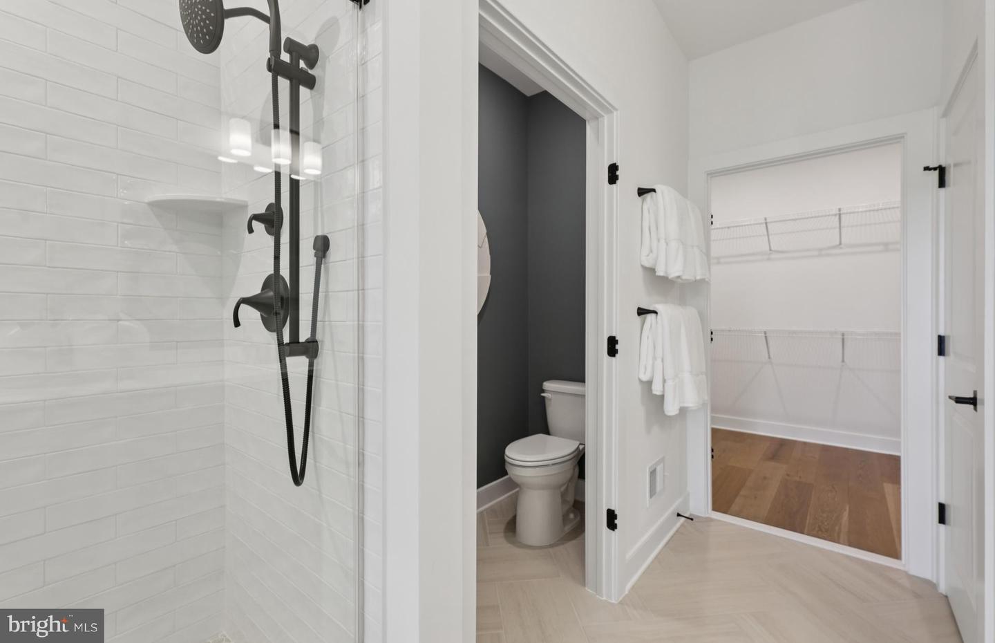 6052 SUNSTONE LN, HAYMARKET, Virginia 20169, 3 Bedrooms Bedrooms, ,2 BathroomsBathrooms,Residential,For sale,6052 SUNSTONE LN,VAPW2112240 MLS # VAPW2112240