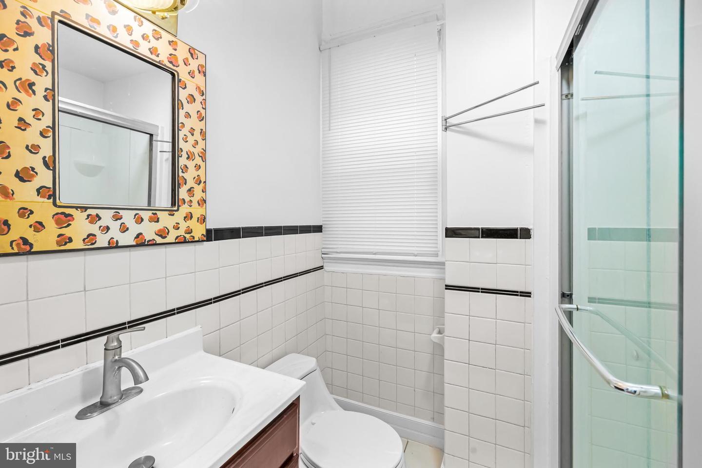 1021 COLUMBIA RD NW, WASHINGTON, District Of Columbia 20001, 6 Bedrooms Bedrooms, ,4 BathroomsBathrooms,Residential,For sale,1021 COLUMBIA RD NW,DCDC2245574 MLS # DCDC2245574