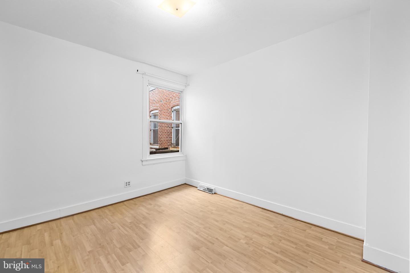 1021 COLUMBIA RD NW, WASHINGTON, District Of Columbia 20001, 6 Bedrooms Bedrooms, ,4 BathroomsBathrooms,Residential,For sale,1021 COLUMBIA RD NW,DCDC2245574 MLS # DCDC2245574