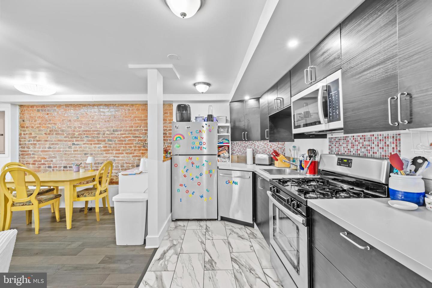 1021 COLUMBIA RD NW, WASHINGTON, District Of Columbia 20001, 6 Bedrooms Bedrooms, ,4 BathroomsBathrooms,Residential,For sale,1021 COLUMBIA RD NW,DCDC2245574 MLS # DCDC2245574