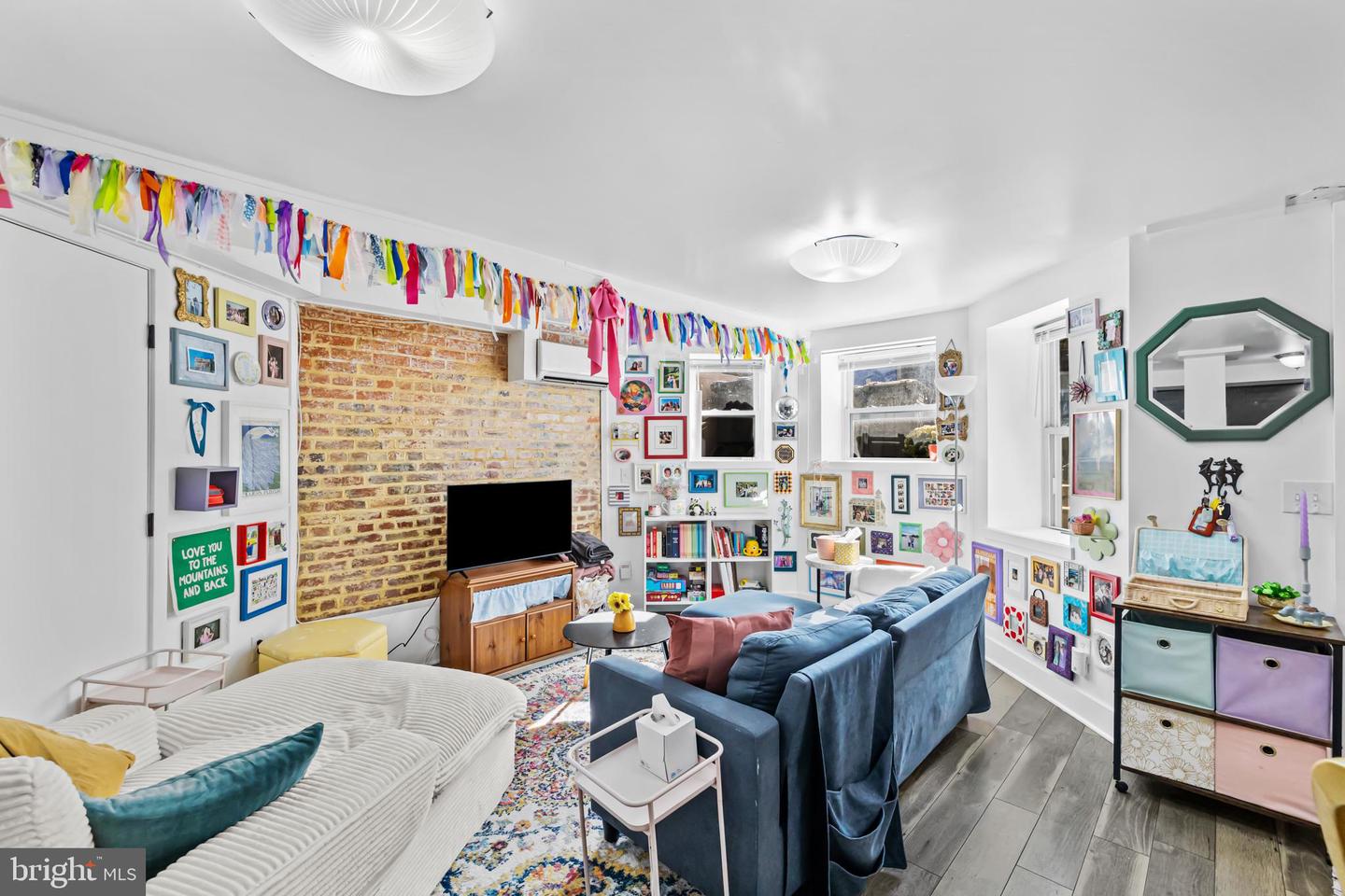 1021 COLUMBIA RD NW, WASHINGTON, District Of Columbia 20001, 6 Bedrooms Bedrooms, ,4 BathroomsBathrooms,Residential,For sale,1021 COLUMBIA RD NW,DCDC2245574 MLS # DCDC2245574