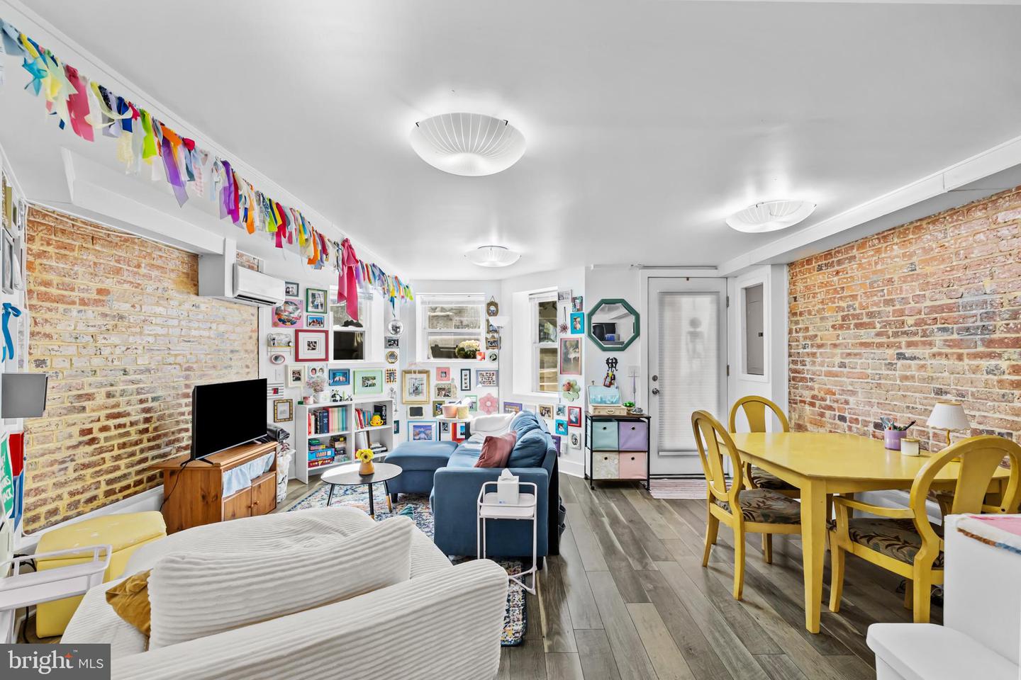 1021 COLUMBIA RD NW, WASHINGTON, District Of Columbia 20001, 6 Bedrooms Bedrooms, ,4 BathroomsBathrooms,Residential,For sale,1021 COLUMBIA RD NW,DCDC2245574 MLS # DCDC2245574