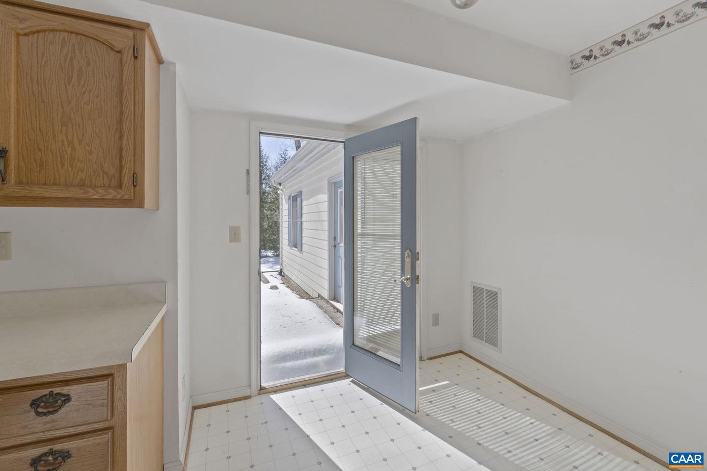 1889 STEEPLECHASE RUN, CHARLOTTESVILLE, Virginia 22911, 4 Bedrooms Bedrooms, ,2 BathroomsBathrooms,Residential,For sale,1889 STEEPLECHASE RUN,673195 MLS # 673195