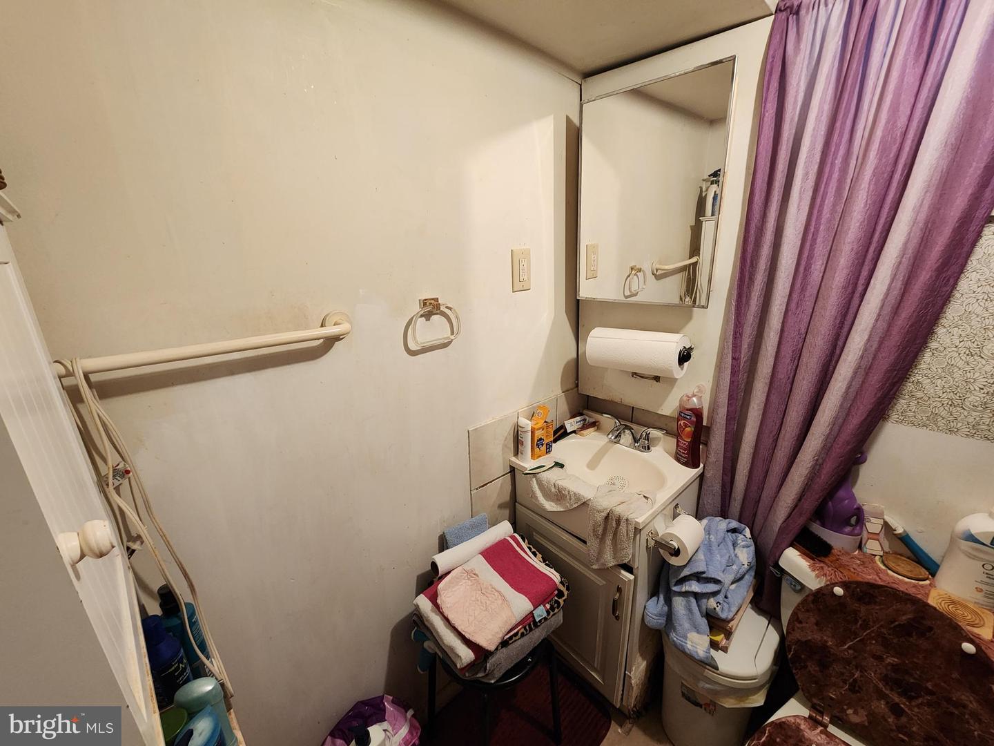 1410 19TH ST SE, WASHINGTON, District Of Columbia 20020, 2 Bedrooms Bedrooms, ,1 BathroomBathrooms,Residential,For sale,1410 19TH ST SE,DCDC2245584 MLS # DCDC2245584