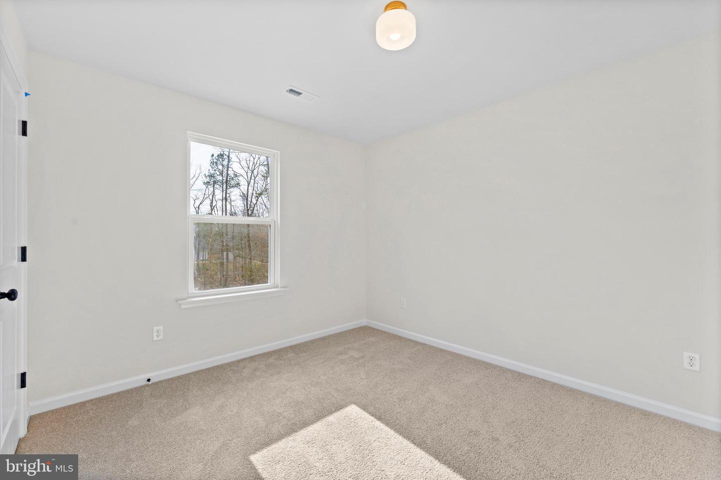 887 CAMPERS LN, RUTHER GLEN, Virginia 22546, 4 Bedrooms Bedrooms, ,2 BathroomsBathrooms,Residential,For sale,887 CAMPERS LN,VACV2009522 MLS # VACV2009522