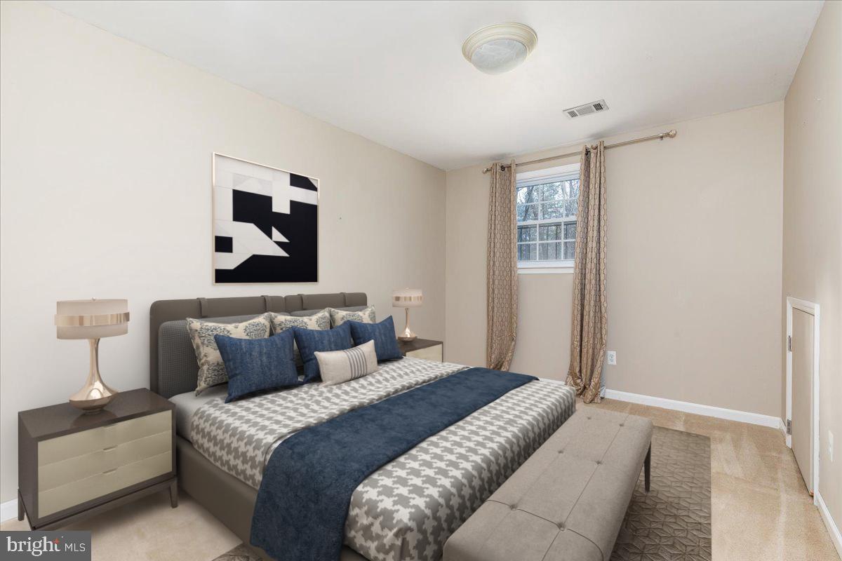 4509 MARTINWOOD DR, HAYMARKET, Virginia 20169, 4 Bedrooms Bedrooms, 13 Rooms Rooms,3 BathroomsBathrooms,Residential,For sale,4509 MARTINWOOD DR,VAPW2112246 MLS # VAPW2112246