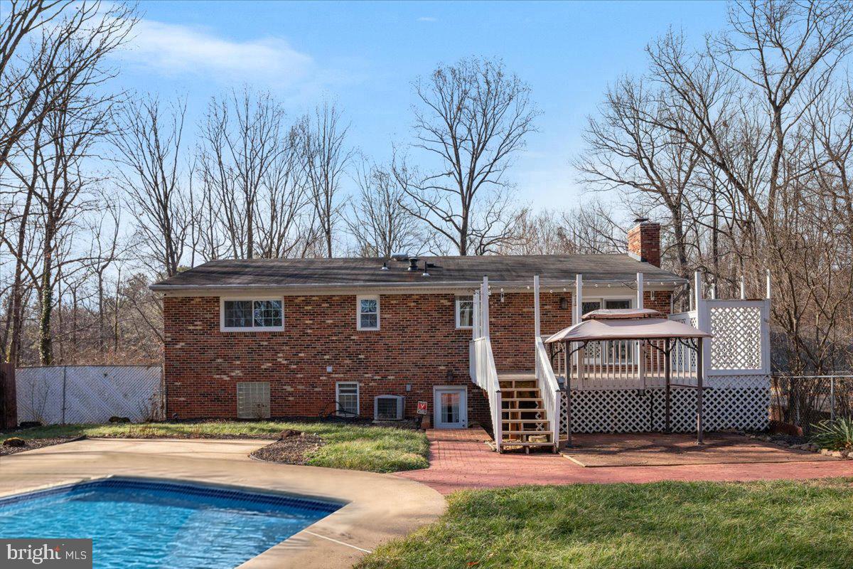 4509 MARTINWOOD DR, HAYMARKET, Virginia 20169, 4 Bedrooms Bedrooms, 13 Rooms Rooms,3 BathroomsBathrooms,Residential,For sale,4509 MARTINWOOD DR,VAPW2112246 MLS # VAPW2112246