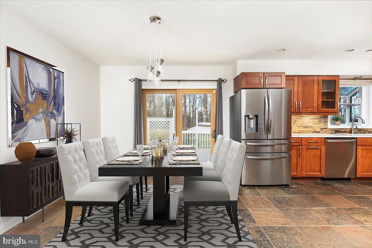 4509 MARTINWOOD DR, HAYMARKET, Virginia 20169, 4 Bedrooms Bedrooms, 13 Rooms Rooms,3 BathroomsBathrooms,Residential,For sale,4509 MARTINWOOD DR,VAPW2112246 MLS # VAPW2112246