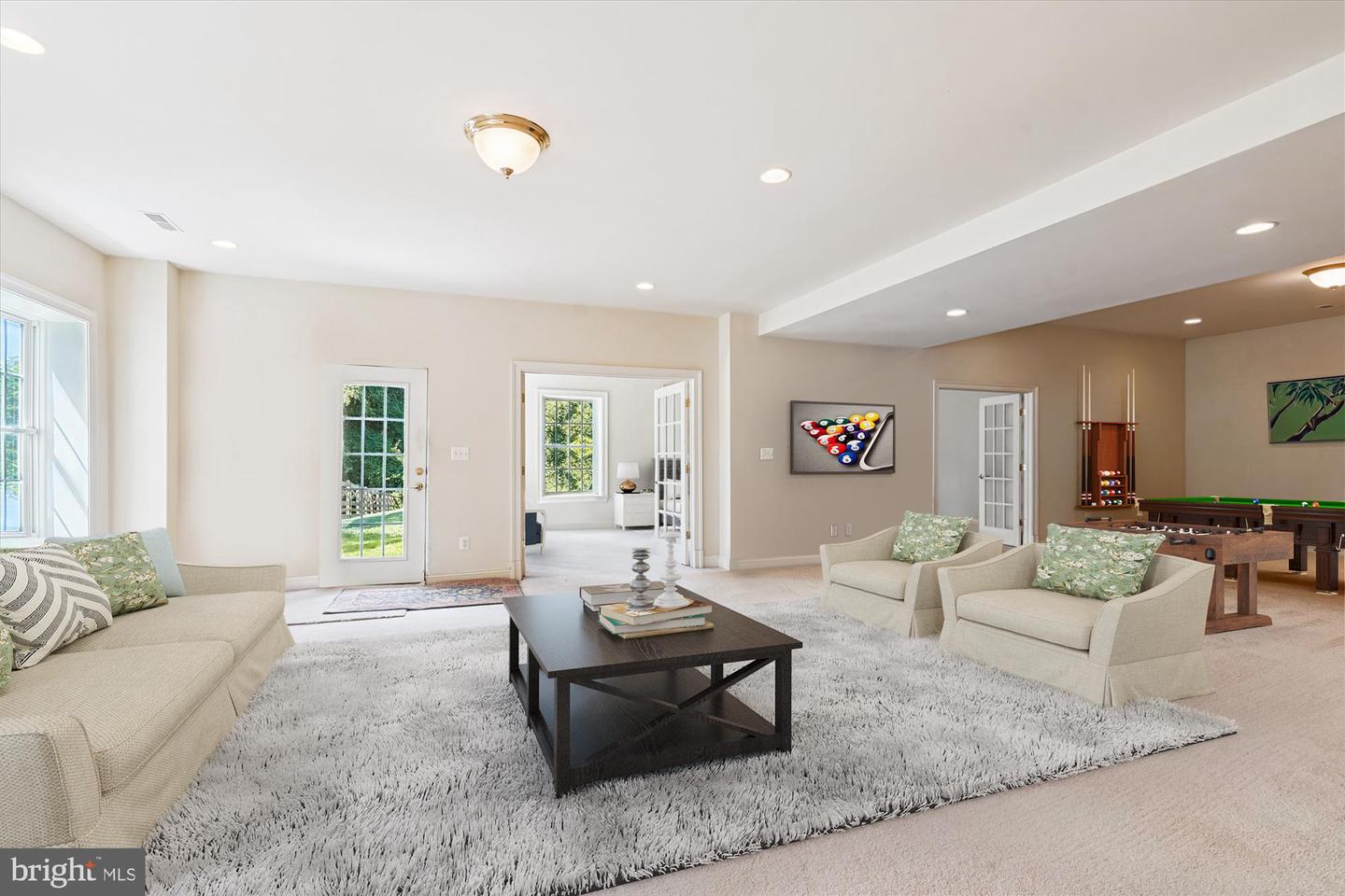 6975 IDYLWOOD RD, FALLS CHURCH, Virginia 22043, 5 Bedrooms Bedrooms, ,4 BathroomsBathrooms,Residential,For sale,6975 IDYLWOOD RD,VAFX2290330 MLS # VAFX2290330