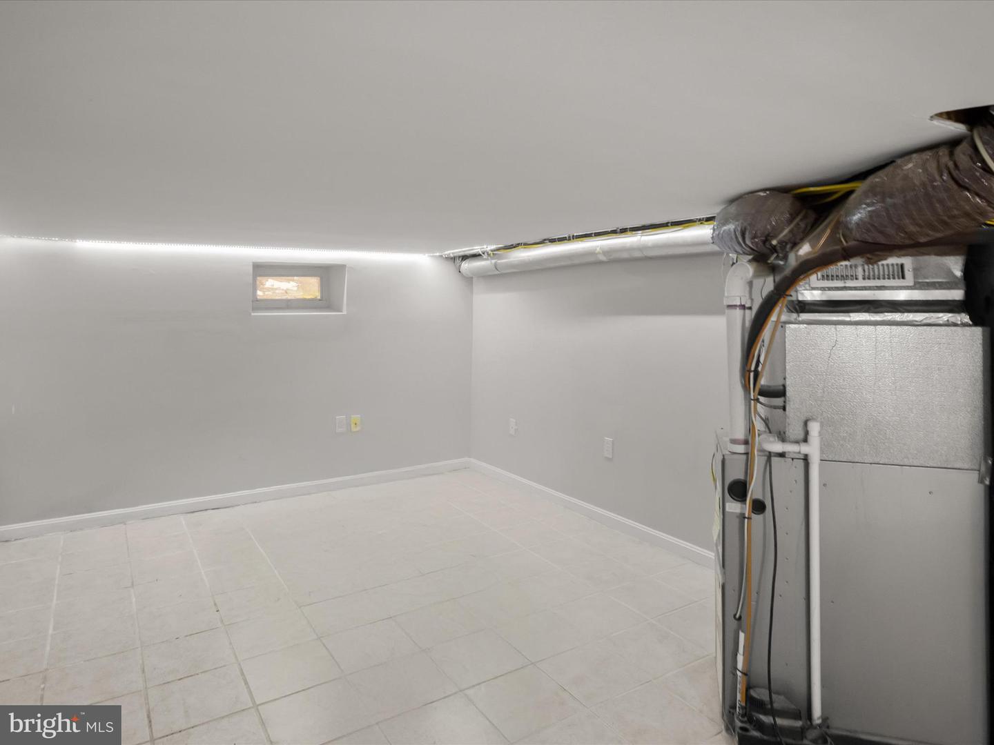 1648 KRAMER ST NE, WASHINGTON, District Of Columbia 20002, 2 Bedrooms Bedrooms, ,1 BathroomBathrooms,Residential,For sale,1648 KRAMER ST NE,DCDC2217332 MLS # DCDC2217332