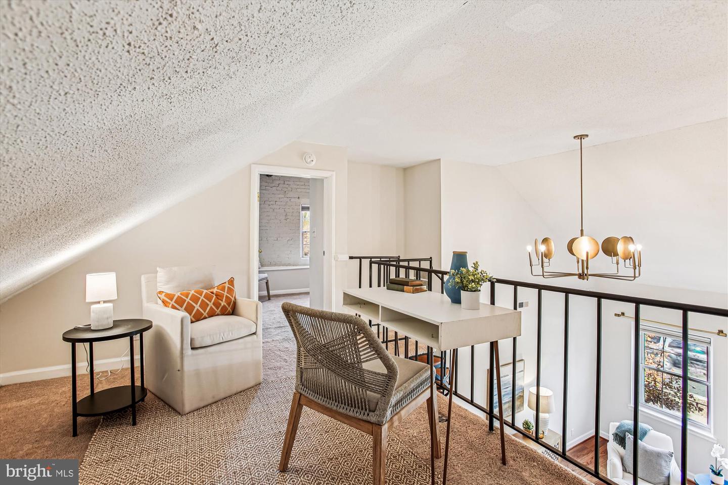 3000 S COLUMBUS ST S #B2, ARLINGTON, Virginia 22206, 2 Bedrooms Bedrooms, 9 Rooms Rooms,1 BathroomBathrooms,Residential,For sale,3000 S COLUMBUS ST S #B2,VAAR2065598 MLS # VAAR2065598 3000 S COLUMBUS ST S #B2, ARLINGTON, Virginia 22206, 2 Bedrooms Bedrooms, 9 Rooms Rooms,1 BathroomBathrooms,Residential,For sale,3000 S COLUMBUS ST S #B2,VAAR2065598 MLS # VAAR2065598