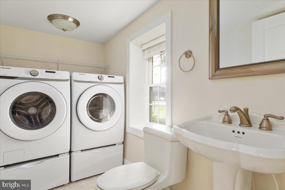 2729 MARTINSBURG PIKE, STEPHENSON, Virginia 22656, 3 Bedrooms Bedrooms, ,1 BathroomBathrooms,Residential,For sale,2729 MARTINSBURG PIKE,VAFV2038494 MLS # VAFV2038494