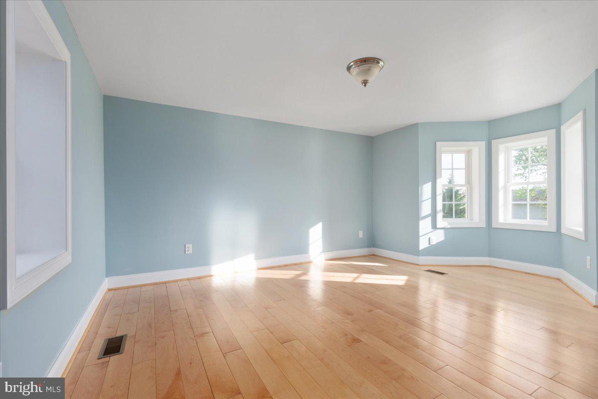 2729 MARTINSBURG PIKE, STEPHENSON, Virginia 22656, 3 Bedrooms Bedrooms, ,1 BathroomBathrooms,Residential,For sale,2729 MARTINSBURG PIKE,VAFV2038494 MLS # VAFV2038494