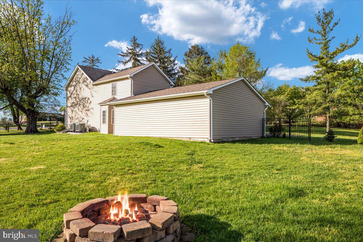 2729 MARTINSBURG PIKE, STEPHENSON, Virginia 22656, 3 Bedrooms Bedrooms, ,1 BathroomBathrooms,Residential,For sale,2729 MARTINSBURG PIKE,VAFV2038494 MLS # VAFV2038494