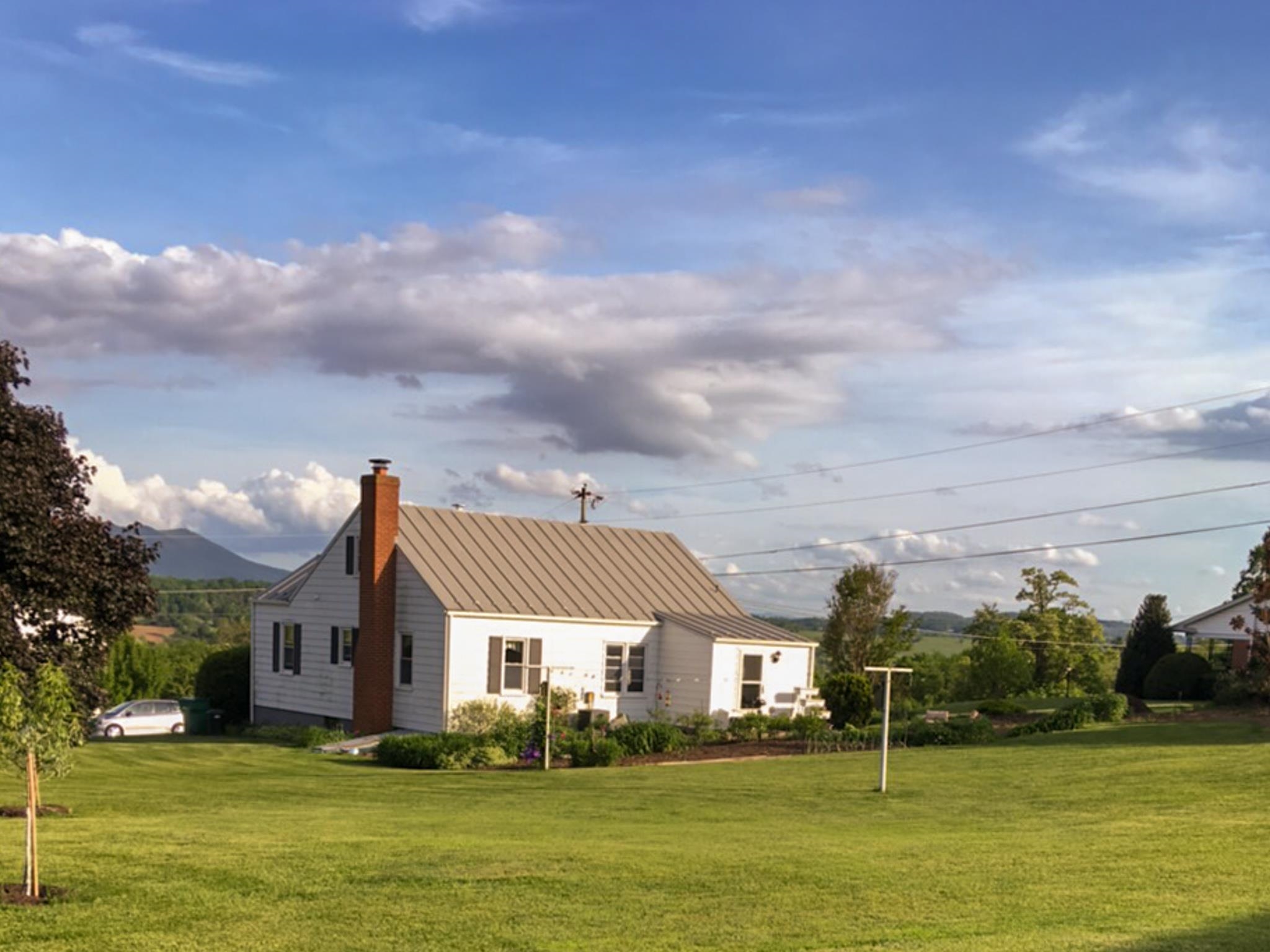 3113 WINDY HEIGHTS LN, ROCKINGHAM, Virginia 22802, 3 Bedrooms Bedrooms, ,1 BathroomBathrooms,Residential,3113 WINDY HEIGHTS LN,673056 MLS # 673056