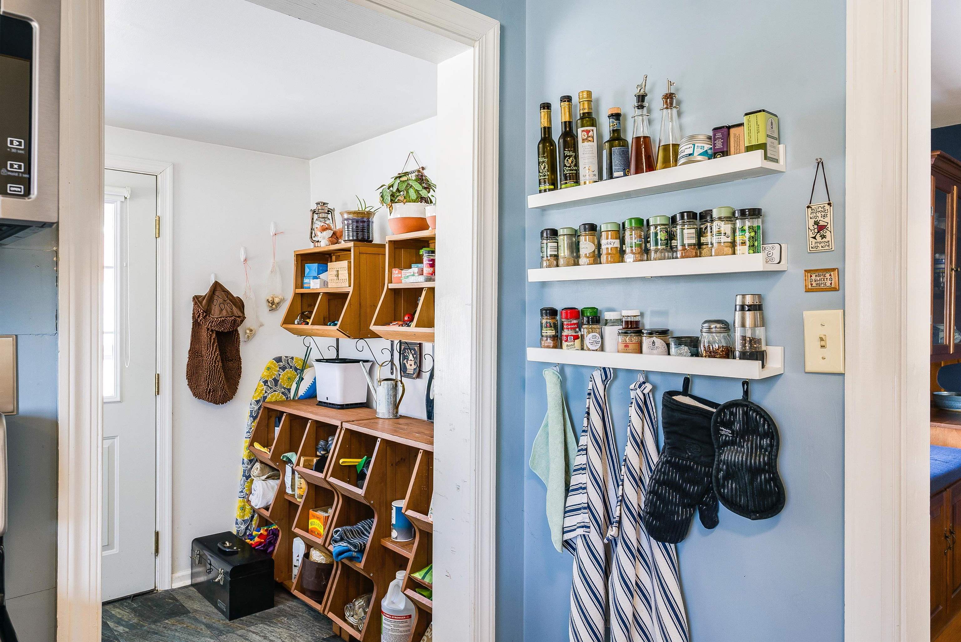 3113 WINDY HEIGHTS LN, ROCKINGHAM, Virginia 22802, 3 Bedrooms Bedrooms, ,1 BathroomBathrooms,Residential,3113 WINDY HEIGHTS LN,673056 MLS # 673056