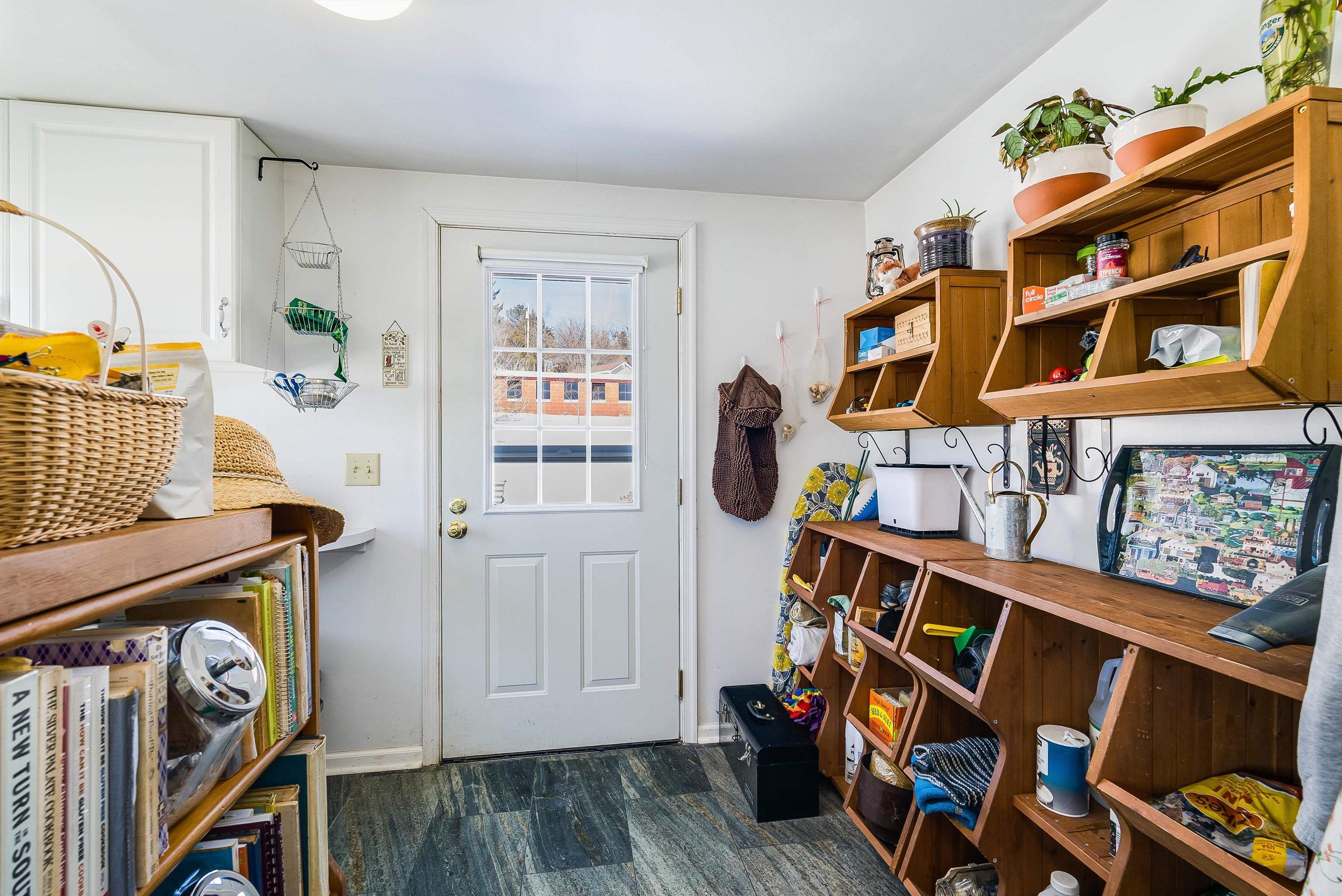 3113 WINDY HEIGHTS LN, ROCKINGHAM, Virginia 22802, 3 Bedrooms Bedrooms, ,1 BathroomBathrooms,Residential,3113 WINDY HEIGHTS LN,673056 MLS # 673056