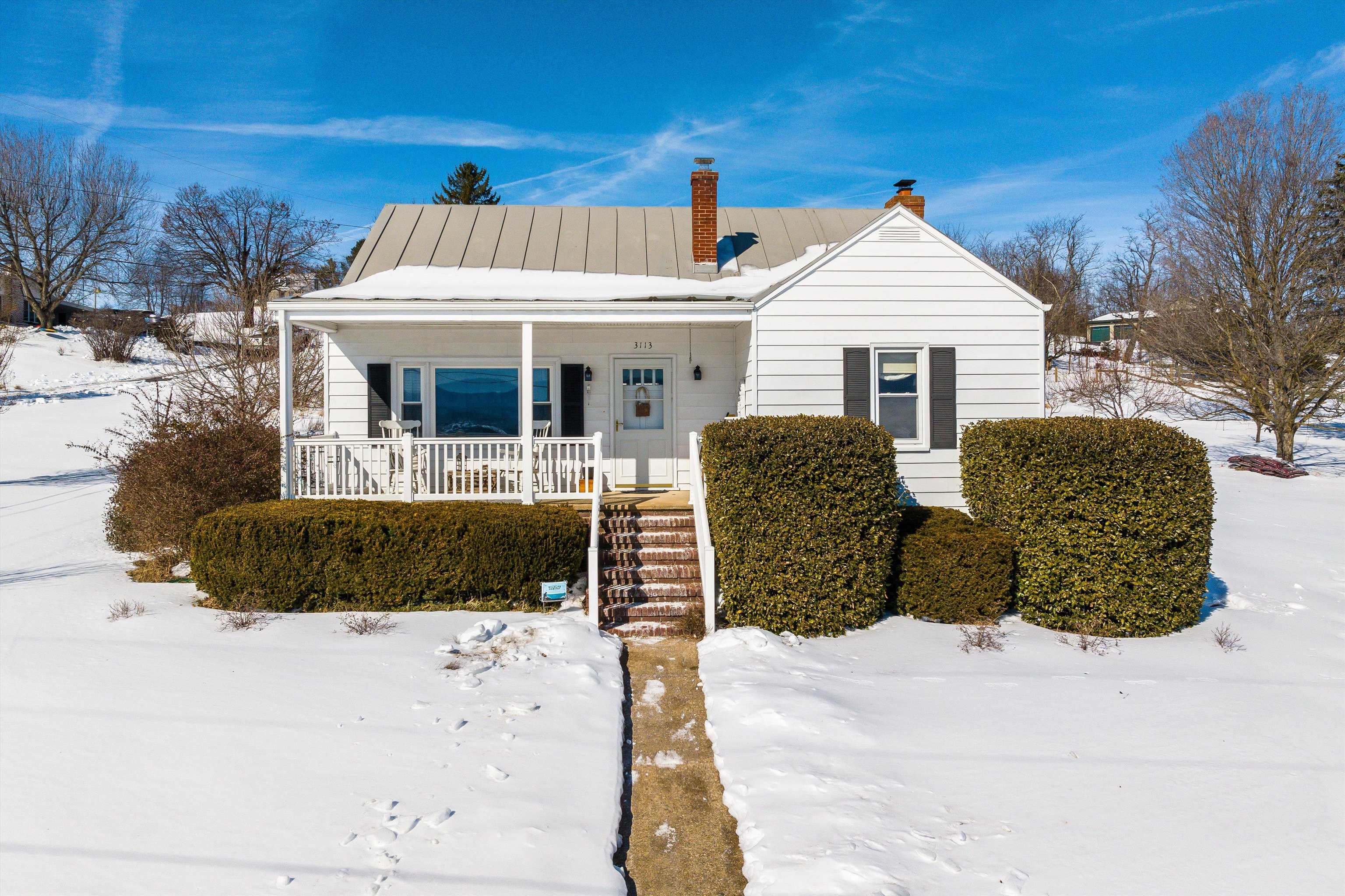 3113 WINDY HEIGHTS LN, ROCKINGHAM, Virginia 22802, 3 Bedrooms Bedrooms, ,1 BathroomBathrooms,Residential,3113 WINDY HEIGHTS LN,673056 MLS # 673056