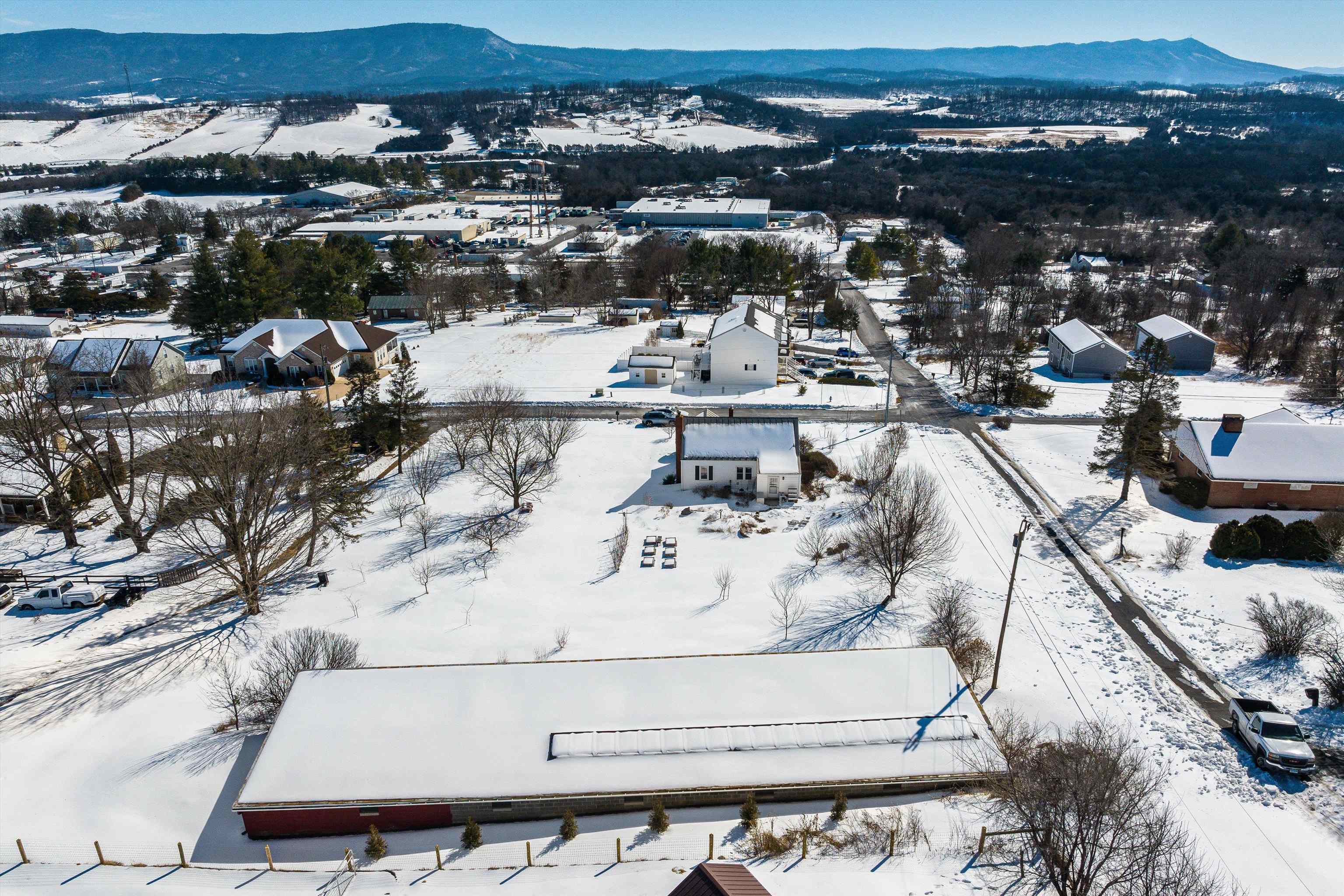 3113 WINDY HEIGHTS LN, ROCKINGHAM, Virginia 22802, 3 Bedrooms Bedrooms, ,1 BathroomBathrooms,Residential,3113 WINDY HEIGHTS LN,673056 MLS # 673056