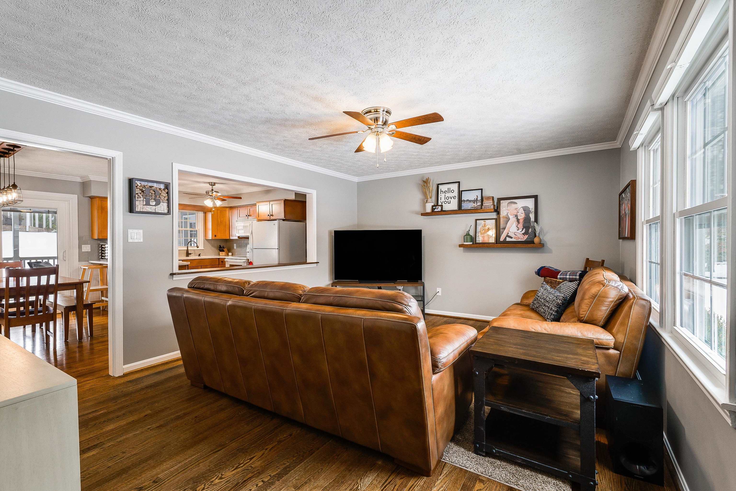 1894 HAWKSBILL RD, MCGAHEYSVILLE, Virginia 22840, 4 Bedrooms Bedrooms, ,2 BathroomsBathrooms,Residential,1894 HAWKSBILL RD,673062 MLS # 673062