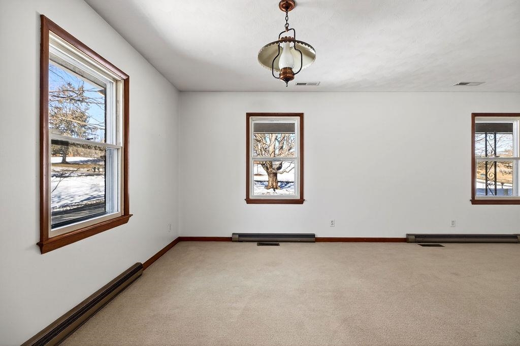 736 MIDDLEBROOK RD, STAUNTON, Virginia 24401, 3 Bedrooms Bedrooms, ,3 BathroomsBathrooms,Residential,736 MIDDLEBROOK RD,673207 MLS # 673207