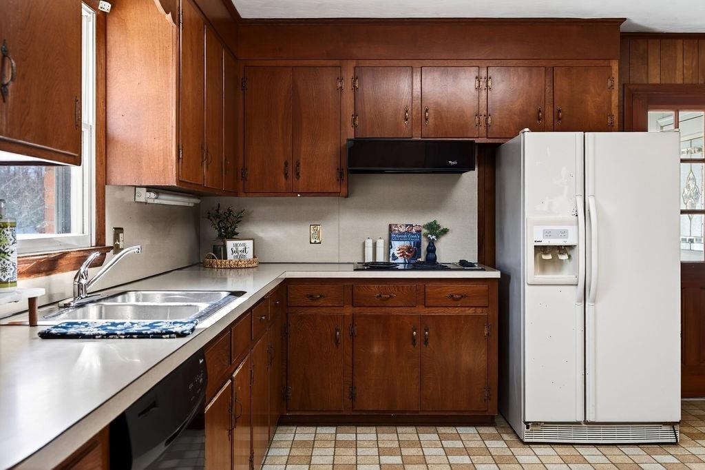 736 MIDDLEBROOK RD, STAUNTON, Virginia 24401, 3 Bedrooms Bedrooms, ,3 BathroomsBathrooms,Residential,736 MIDDLEBROOK RD,673207 MLS # 673207