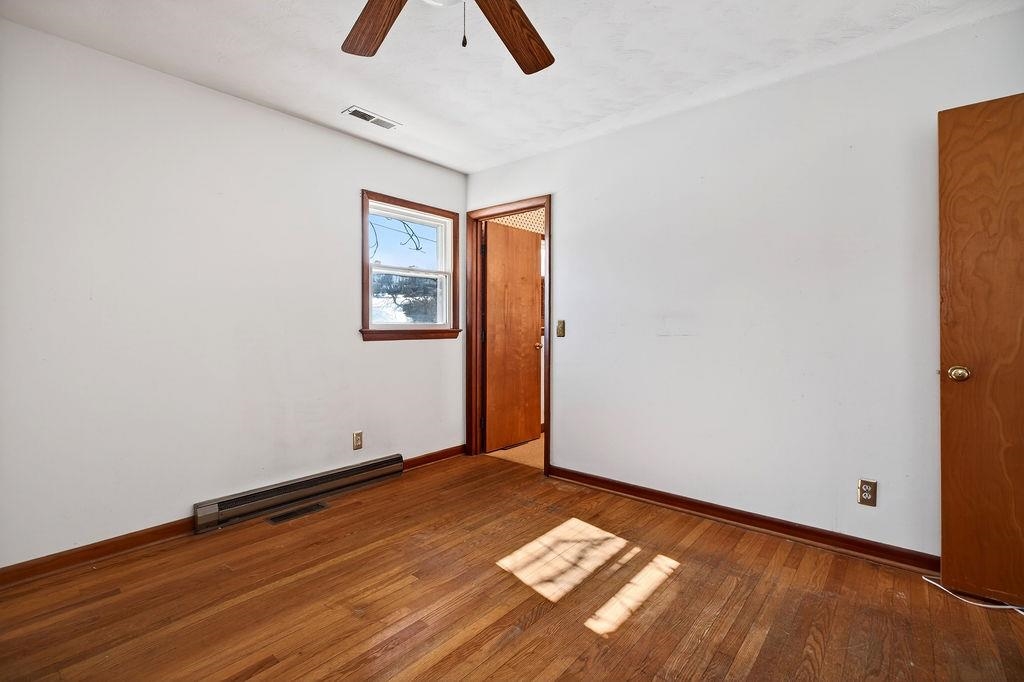 736 MIDDLEBROOK RD, STAUNTON, Virginia 24401, 3 Bedrooms Bedrooms, ,3 BathroomsBathrooms,Residential,736 MIDDLEBROOK RD,673207 MLS # 673207