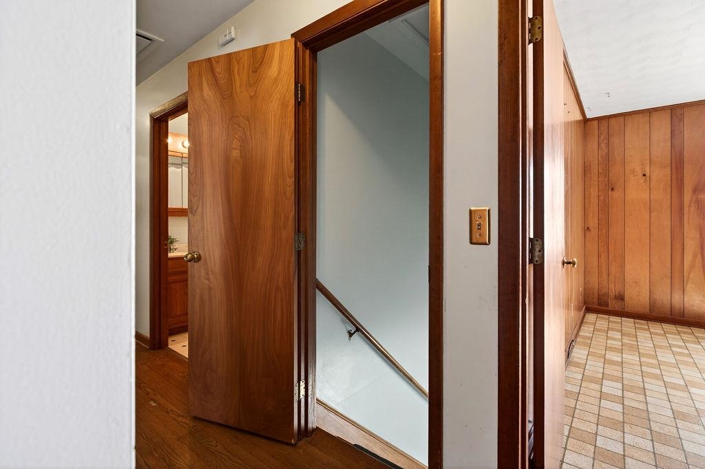 736 MIDDLEBROOK RD, STAUNTON, Virginia 24401, 3 Bedrooms Bedrooms, ,3 BathroomsBathrooms,Residential,736 MIDDLEBROOK RD,673207 MLS # 673207