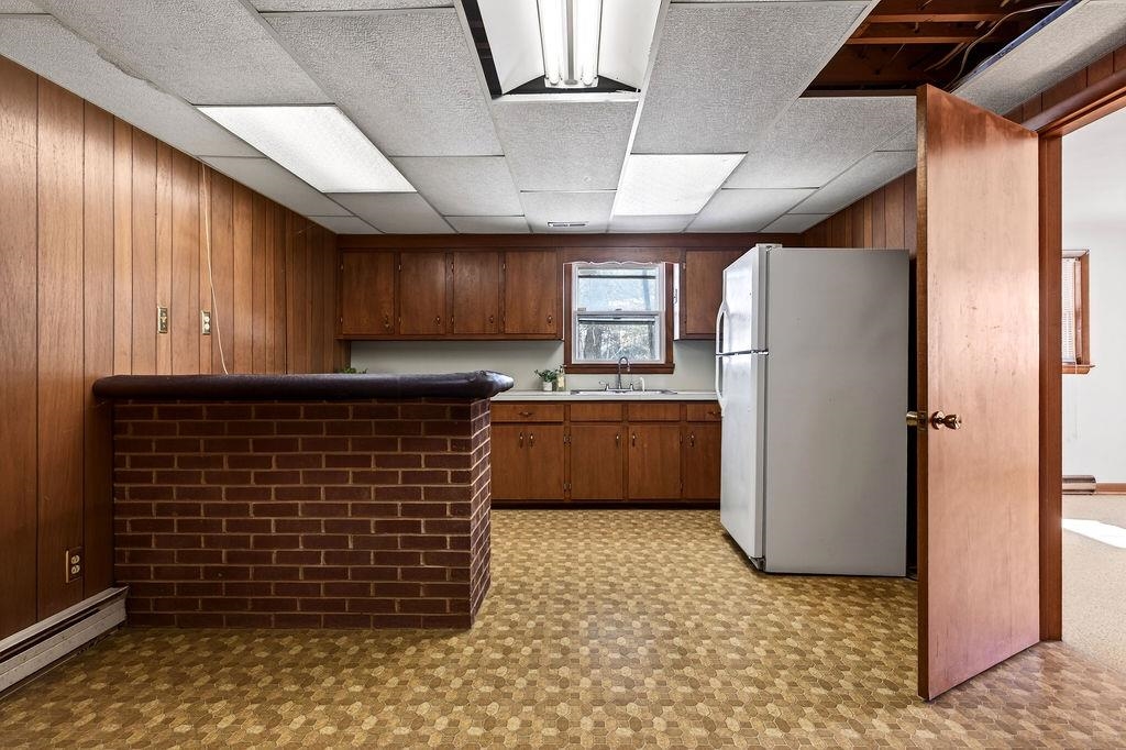 736 MIDDLEBROOK RD, STAUNTON, Virginia 24401, 3 Bedrooms Bedrooms, ,3 BathroomsBathrooms,Residential,736 MIDDLEBROOK RD,673207 MLS # 673207