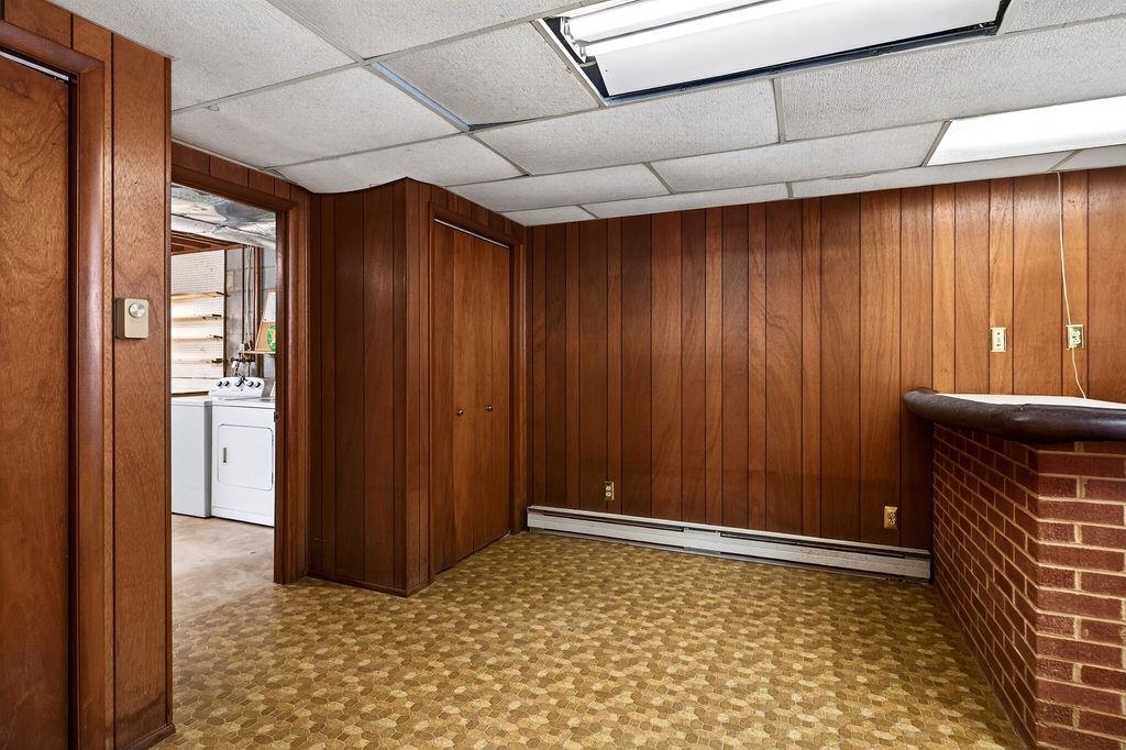 736 MIDDLEBROOK RD, STAUNTON, Virginia 24401, 3 Bedrooms Bedrooms, ,3 BathroomsBathrooms,Residential,736 MIDDLEBROOK RD,673207 MLS # 673207