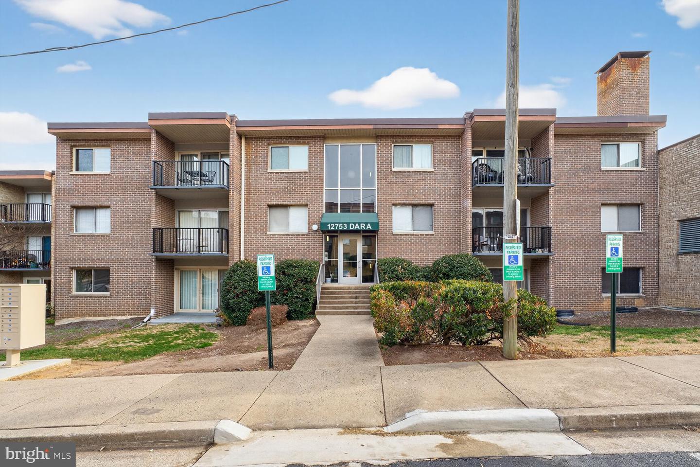 12753 DARA DR #101, WOODBRIDGE, Virginia 22192, 1 Bedroom Bedrooms, ,1 BathroomBathrooms,Residential,For sale,12753 DARA DR #101,VAPW2109456 MLS # VAPW2109456