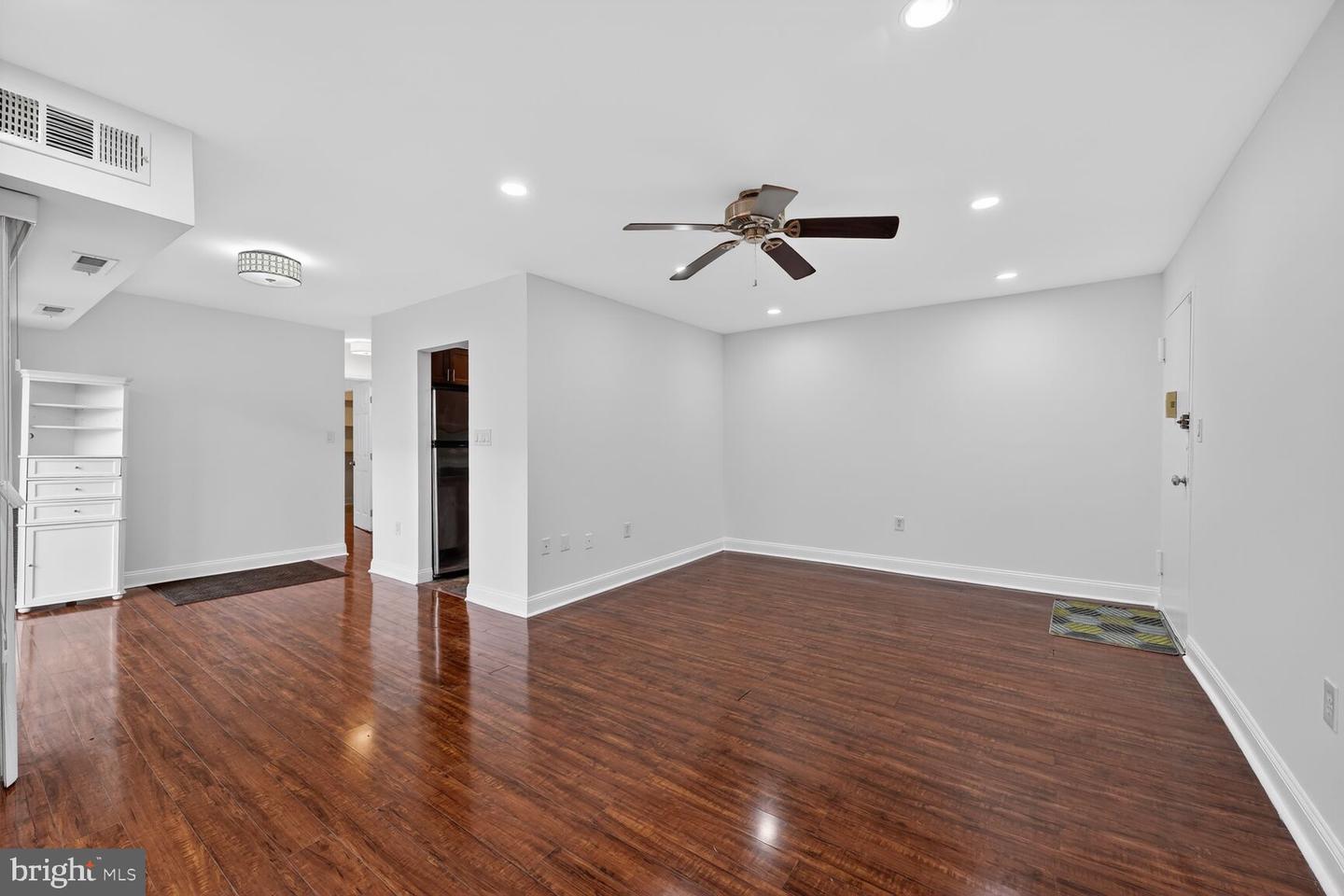 12753 DARA DR #101, WOODBRIDGE, Virginia 22192, 1 Bedroom Bedrooms, ,1 BathroomBathrooms,Residential,For sale,12753 DARA DR #101,VAPW2109456 MLS # VAPW2109456