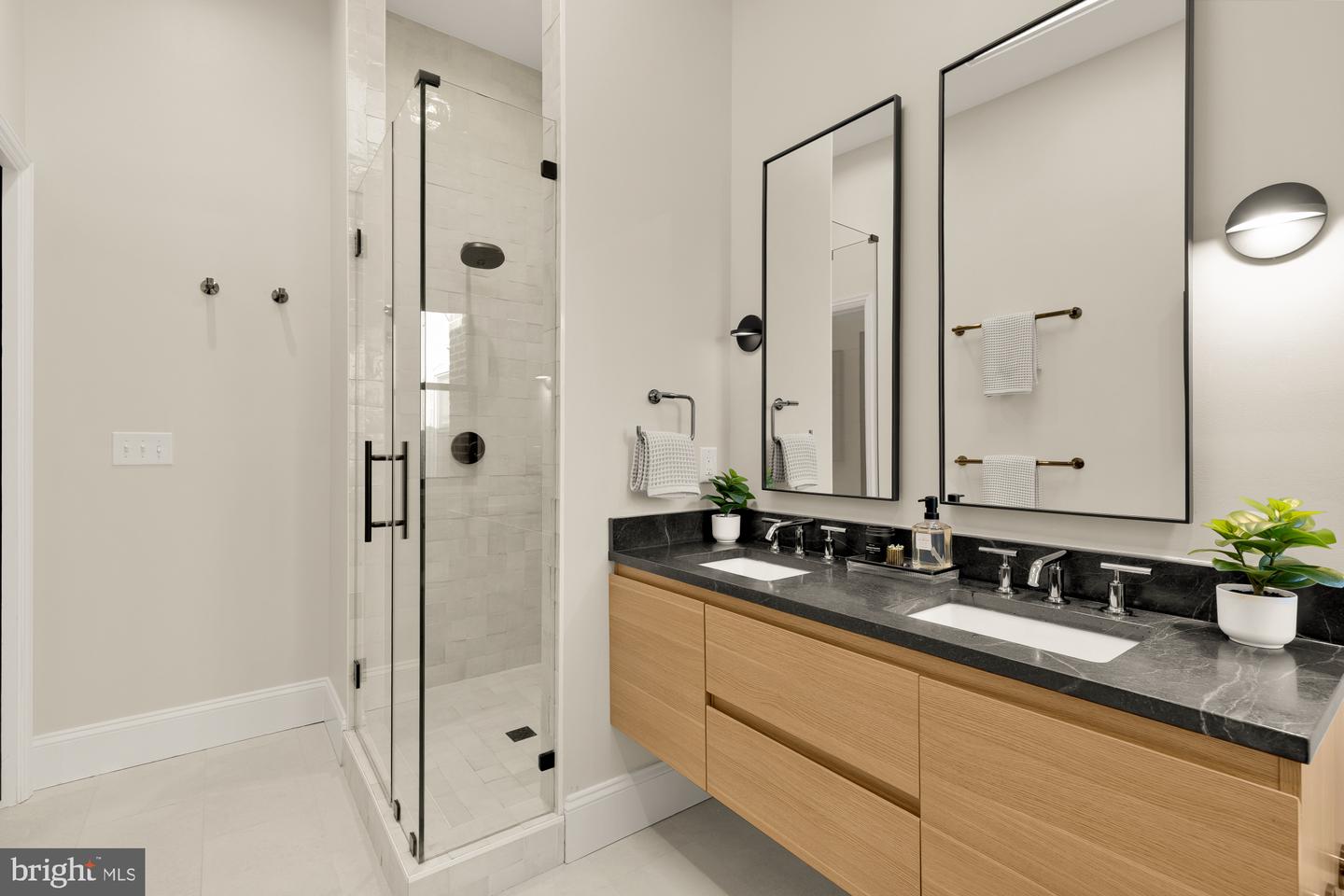 1411 5TH ST NW, WASHINGTON, District Of Columbia 20001, 4 Bedrooms Bedrooms, ,3 BathroomsBathrooms,Residential,For sale,1411 5TH ST NW,DCDC2240540 MLS # DCDC2240540