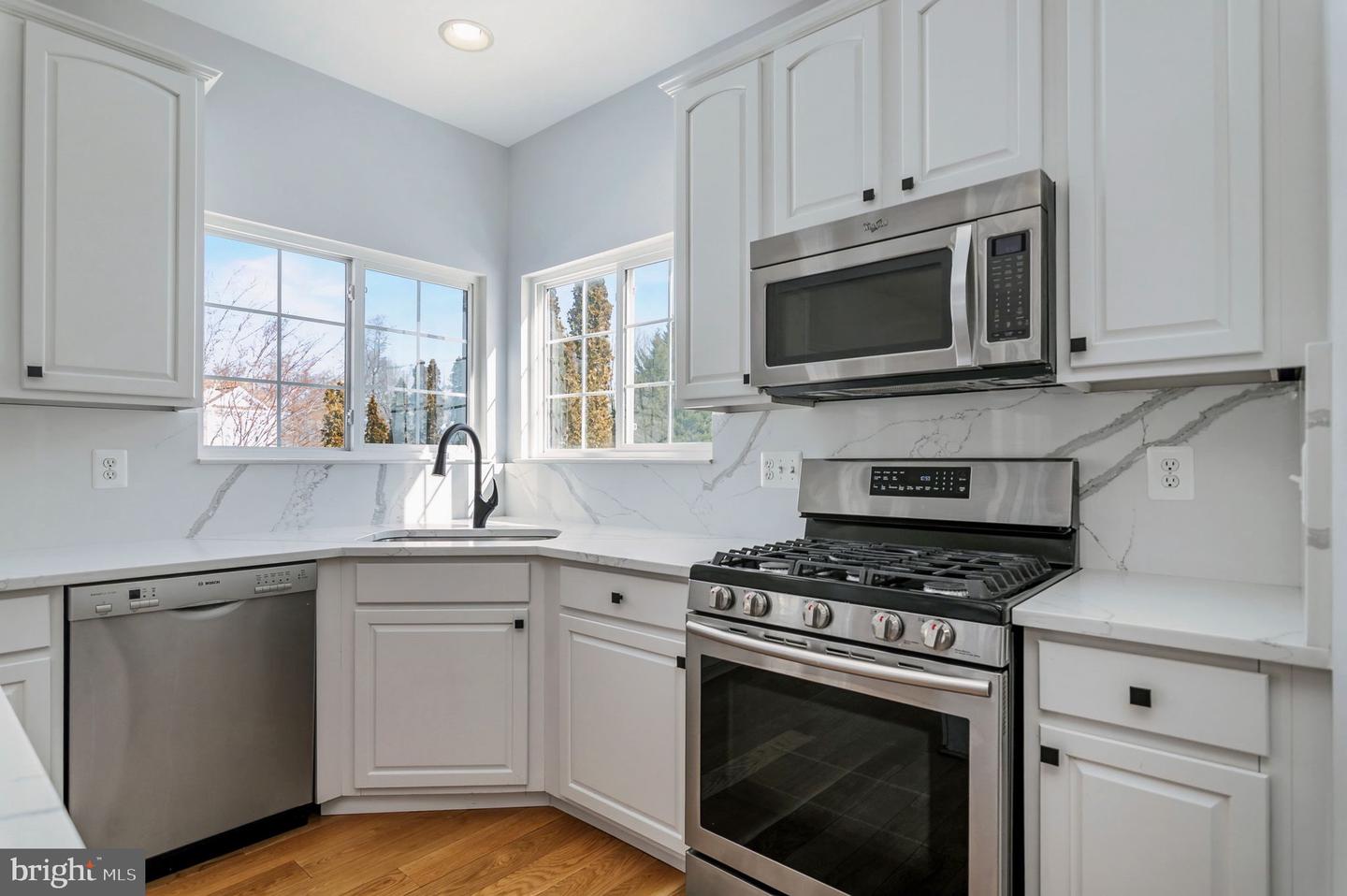 34 CHADWICK DR, STAFFORD, Virginia 22556, 4 Bedrooms Bedrooms, ,3 BathroomsBathrooms,Residential,For sale,34 CHADWICK DR,VAST2045334 MLS # VAST2045334 34 CHADWICK DR, STAFFORD, Virginia 22556, 4 Bedrooms Bedrooms, ,3 BathroomsBathrooms,Residential,For sale,34 CHADWICK DR,VAST2045334 MLS # VAST2045334