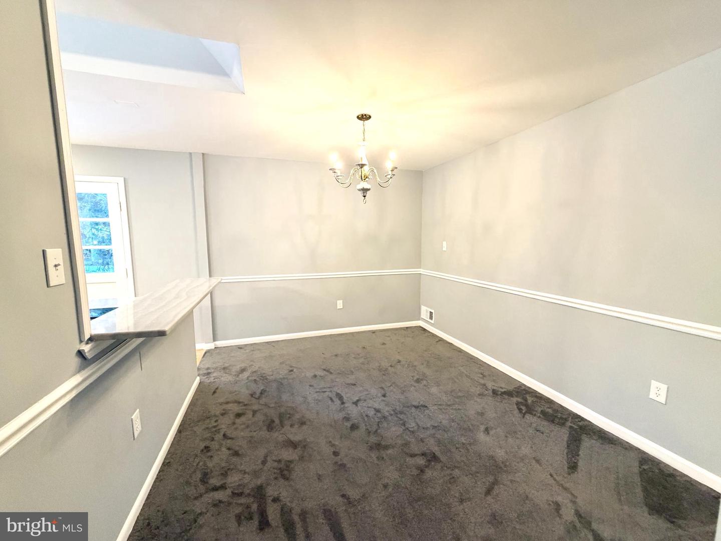 4962 SABRA LN, ANNANDALE, Virginia 22003, 5 Bedrooms Bedrooms, ,3 BathroomsBathrooms,Residential,For sale,4962 SABRA LN,VAFX2286722 MLS # VAFX2286722