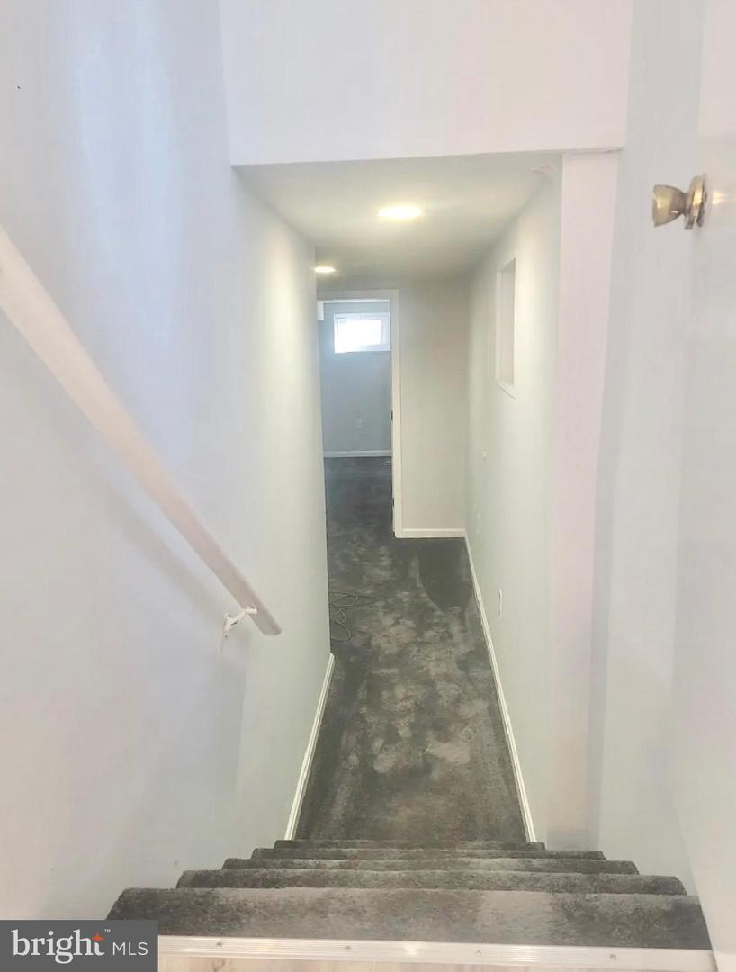 4962 SABRA LN, ANNANDALE, Virginia 22003, 5 Bedrooms Bedrooms, ,3 BathroomsBathrooms,Residential,For sale,4962 SABRA LN,VAFX2286722 MLS # VAFX2286722