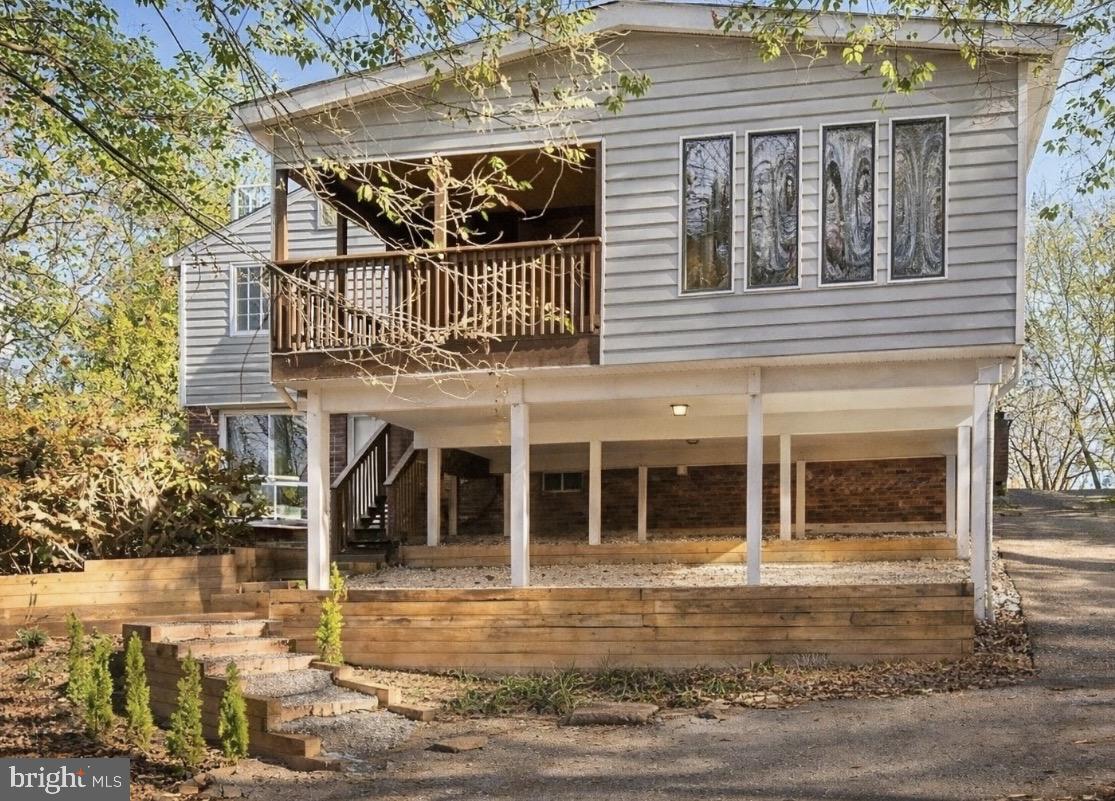 4962 SABRA LN, ANNANDALE, Virginia 22003, 5 Bedrooms Bedrooms, ,3 BathroomsBathrooms,Residential,For sale,4962 SABRA LN,VAFX2286722 MLS # VAFX2286722