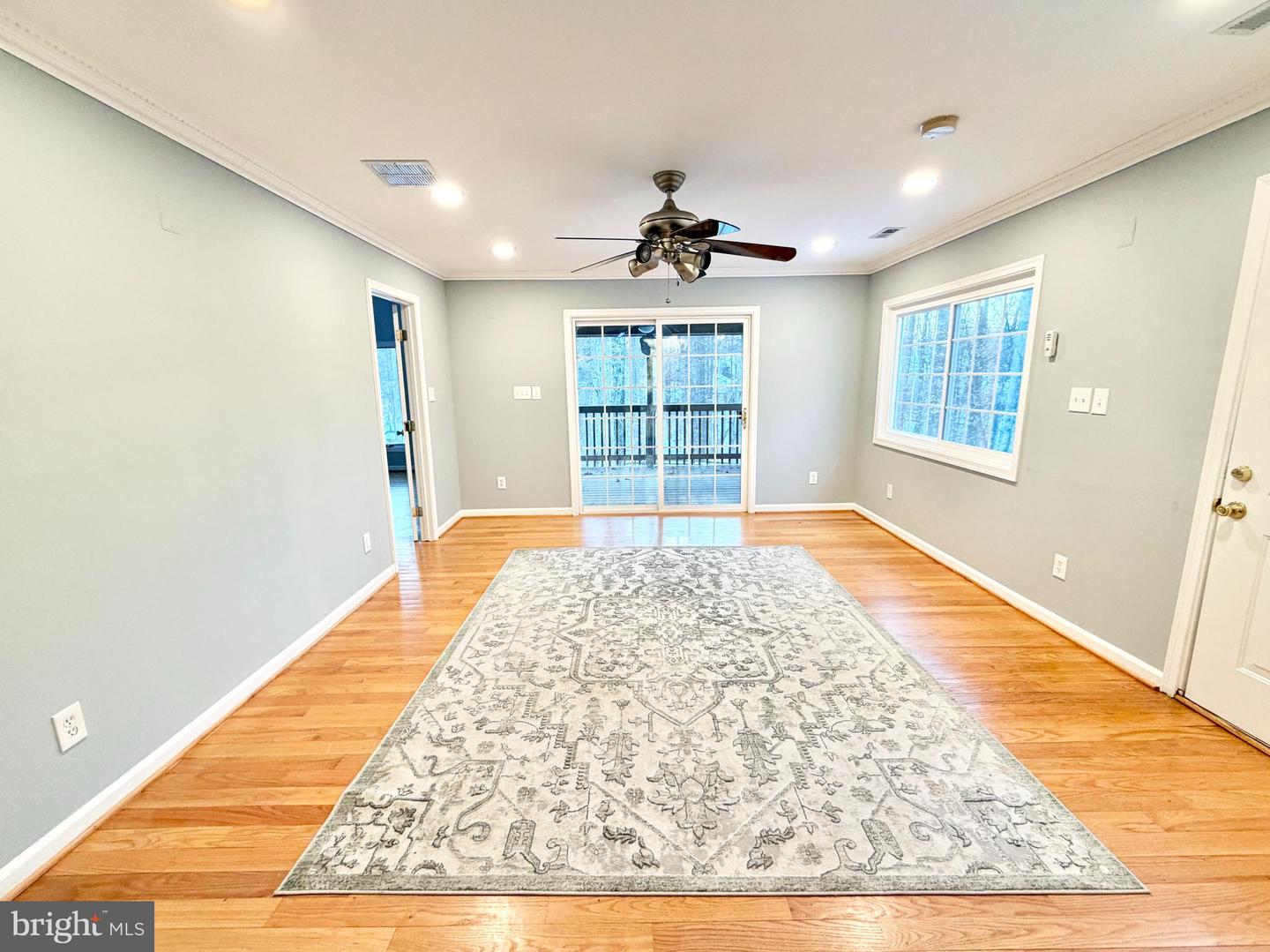 4962 SABRA LN, ANNANDALE, Virginia 22003, 5 Bedrooms Bedrooms, ,3 BathroomsBathrooms,Residential,For sale,4962 SABRA LN,VAFX2286722 MLS # VAFX2286722