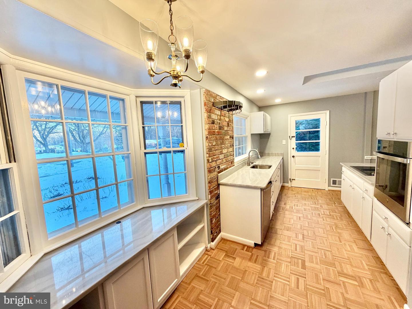 4962 SABRA LN, ANNANDALE, Virginia 22003, 5 Bedrooms Bedrooms, ,3 BathroomsBathrooms,Residential,For sale,4962 SABRA LN,VAFX2286722 MLS # VAFX2286722