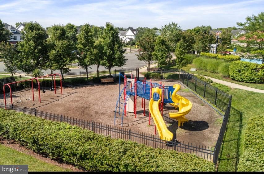 1632 BAY CEDAR DR, DUMFRIES, Virginia 22026, 4 Bedrooms Bedrooms, ,3 BathroomsBathrooms,Residential,For sale,1632 BAY CEDAR DR,VAPW2110972 MLS # VAPW2110972