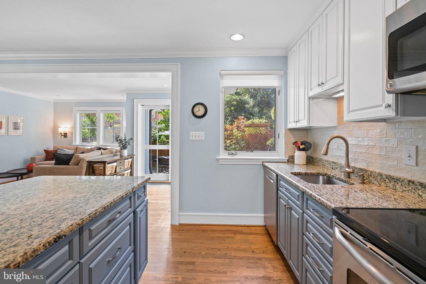 5191 LINNEAN TER NW, WASHINGTON, District Of Columbia 20008, 4 Bedrooms Bedrooms, 12 Rooms Rooms,3 BathroomsBathrooms,Residential,For sale,5191 LINNEAN TER NW,DCDC2242464 MLS # DCDC2242464