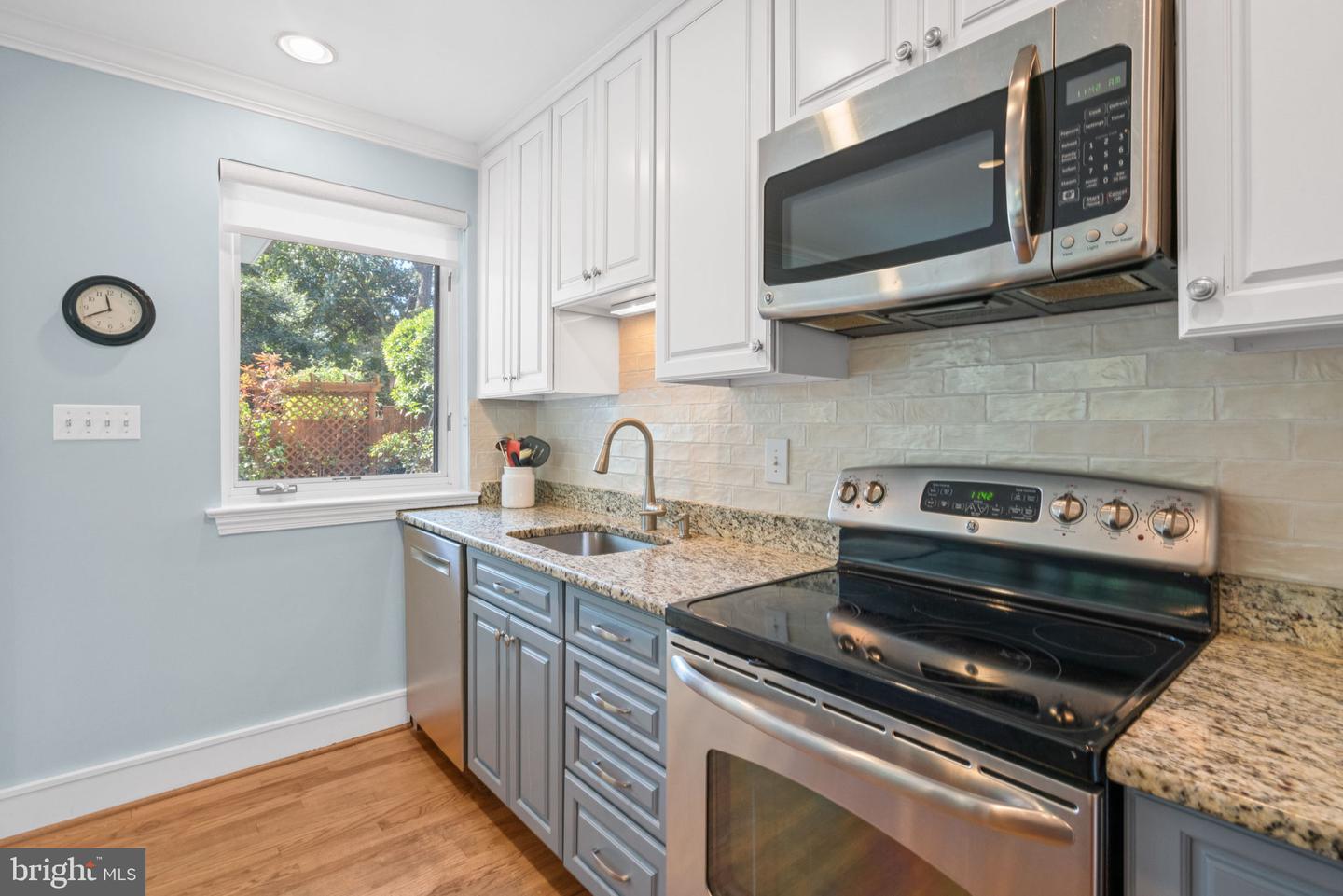 5191 LINNEAN TER NW, WASHINGTON, District Of Columbia 20008, 4 Bedrooms Bedrooms, 12 Rooms Rooms,3 BathroomsBathrooms,Residential,For sale,5191 LINNEAN TER NW,DCDC2242464 MLS # DCDC2242464