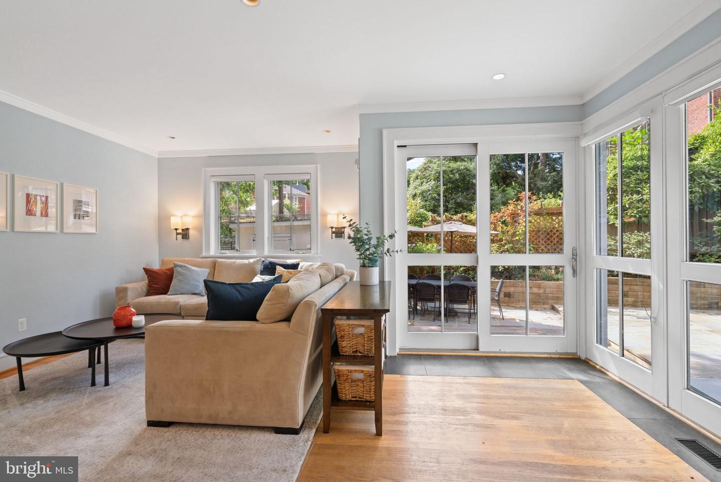 5191 LINNEAN TER NW, WASHINGTON, District Of Columbia 20008, 4 Bedrooms Bedrooms, 12 Rooms Rooms,3 BathroomsBathrooms,Residential,For sale,5191 LINNEAN TER NW,DCDC2242464 MLS # DCDC2242464