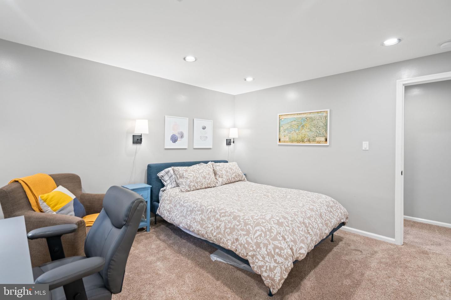 5191 LINNEAN TER NW, WASHINGTON, District Of Columbia 20008, 4 Bedrooms Bedrooms, 12 Rooms Rooms,3 BathroomsBathrooms,Residential,For sale,5191 LINNEAN TER NW,DCDC2242464 MLS # DCDC2242464