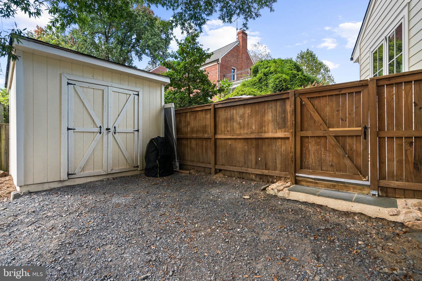 5191 LINNEAN TER NW, WASHINGTON, District Of Columbia 20008, 4 Bedrooms Bedrooms, 12 Rooms Rooms,3 BathroomsBathrooms,Residential,For sale,5191 LINNEAN TER NW,DCDC2242464 MLS # DCDC2242464