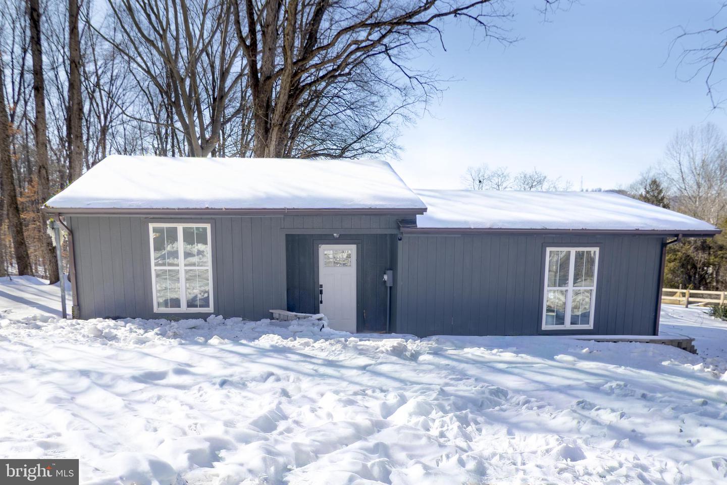 7232 ZACHARY TAYLOR HWY, UNIONVILLE, Virginia 22567, 2 Bedrooms Bedrooms, 4 Rooms Rooms,1 BathroomBathrooms,Residential,For sale,7232 ZACHARY TAYLOR HWY,VAOR2013168 MLS # VAOR2013168